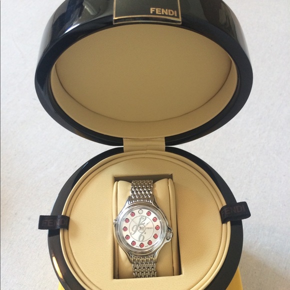 Fendi ladies watch - Picture 3 of 4